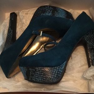 Turquoise snake skin bottom heels
